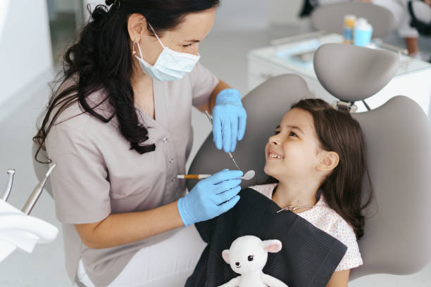 Best Emergency Dentist for Knocked-Out Tooth in Raymondville, TX